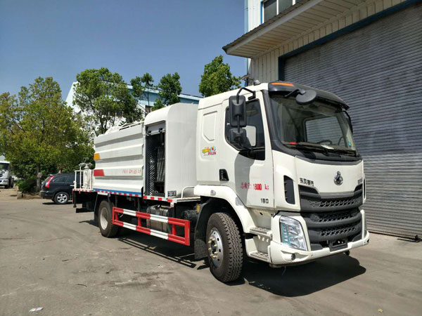 柳汽多功能抑塵車 60-80米霧炮車