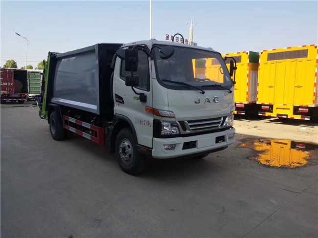 江淮駿鈴八方壓縮垃圾車
