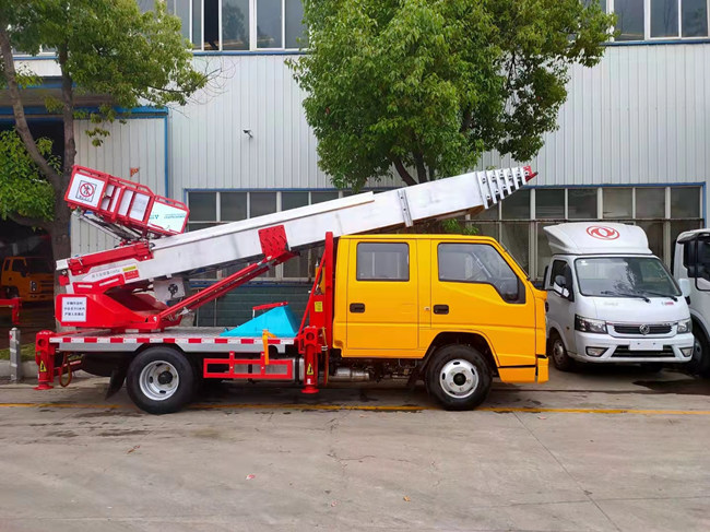 江鈴32米云梯搬家車(chē)云梯車(chē)詳細(xì)配置說(shuō)明